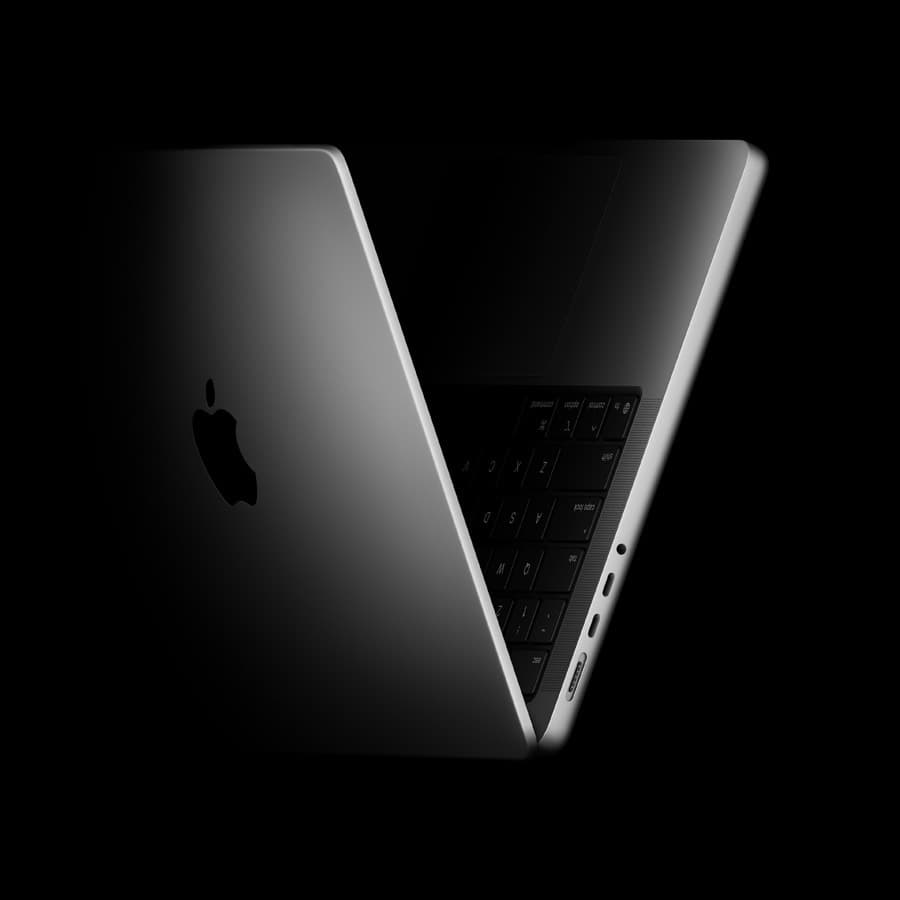 Apple 14" MacBook Pro (M5 Pro, Silver)